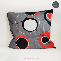 Small pillowcase with circles