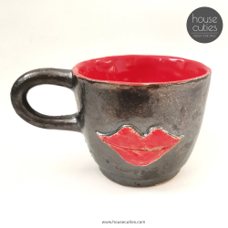 CERAMIC MUG WITH LIPS -...