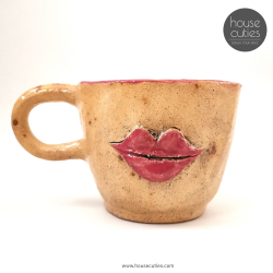 CERAMIC MUG WITH LIPS -...