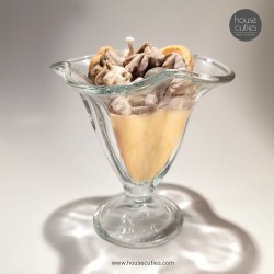 A BEAUTIFULLY SCENTED SOY...